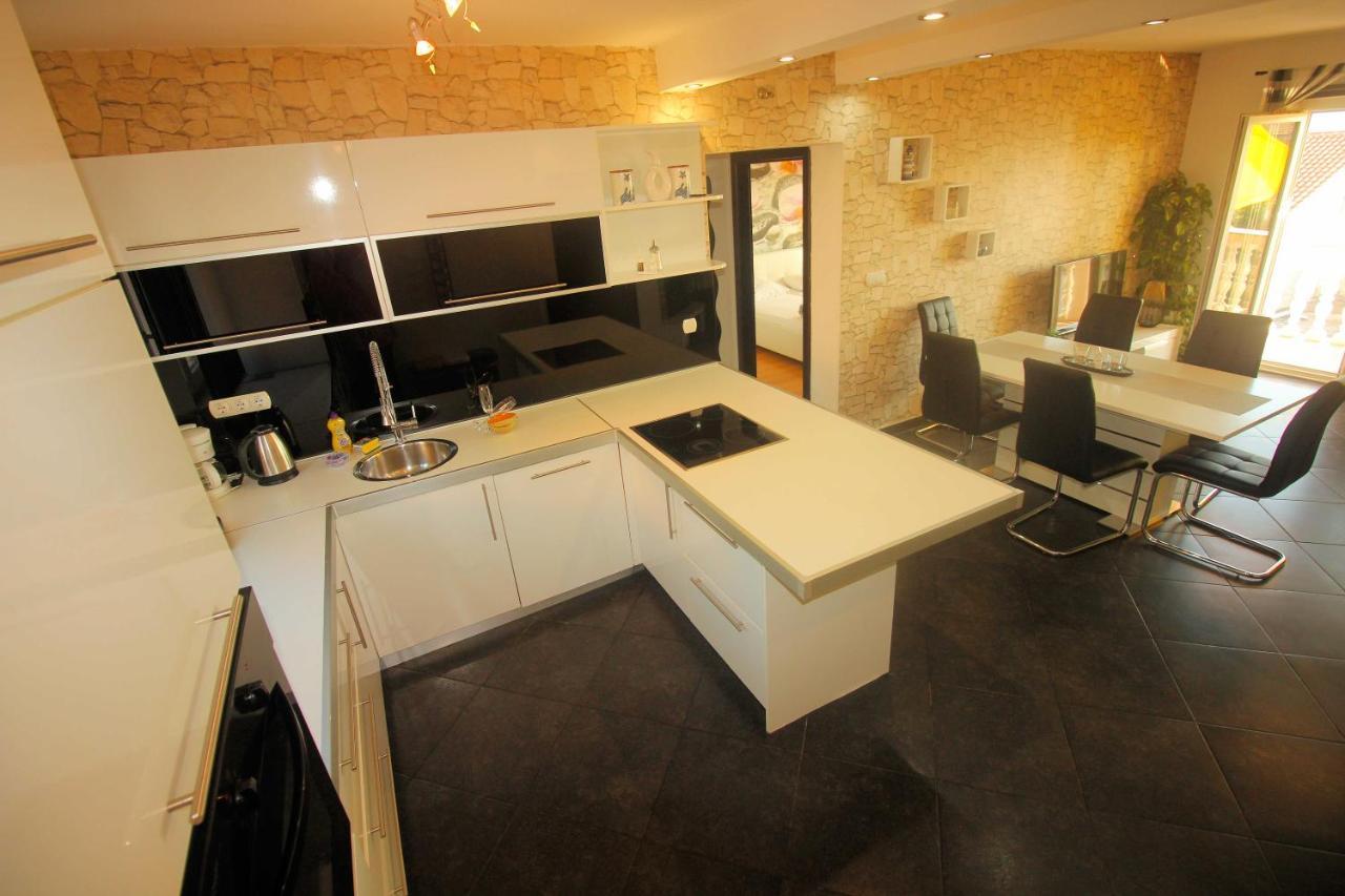 Apartment Martina Crikvenica Esterno foto